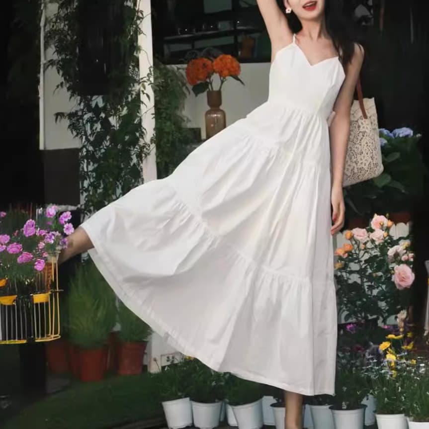 白ワンピース 優美なティアードギャザーワンピース