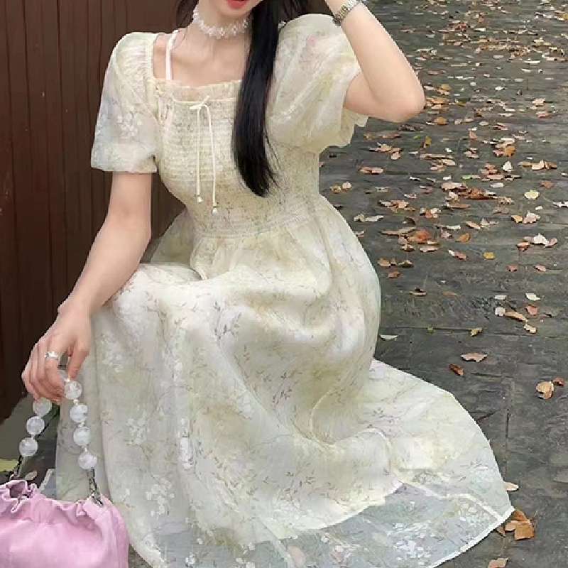 白ワンピース 花園の妖精ワンピース