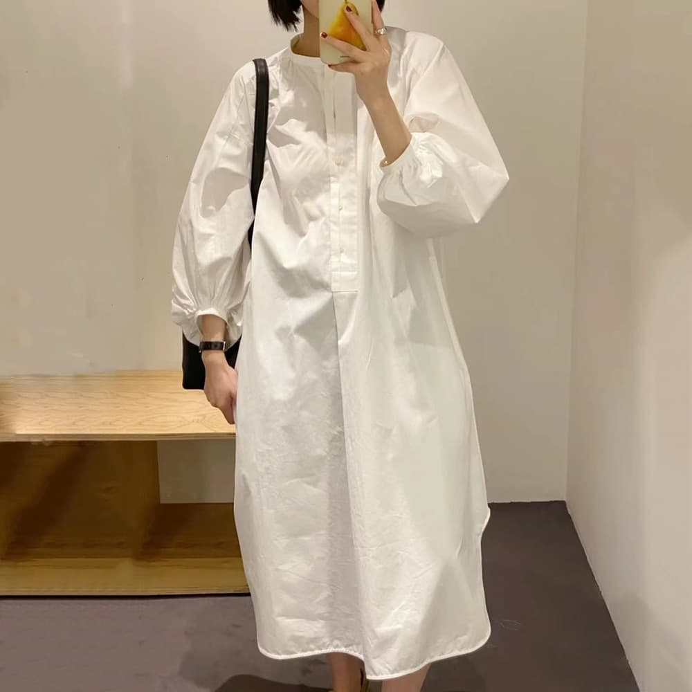 白ワンピース ボリューム袖ミモレ丈シャツワンピース