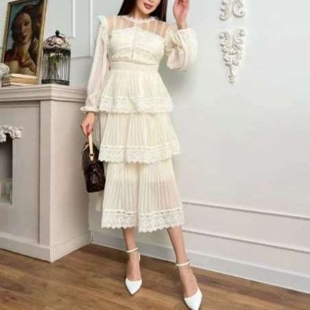 白ワンピース レース切替フリルティアードロングワンピース