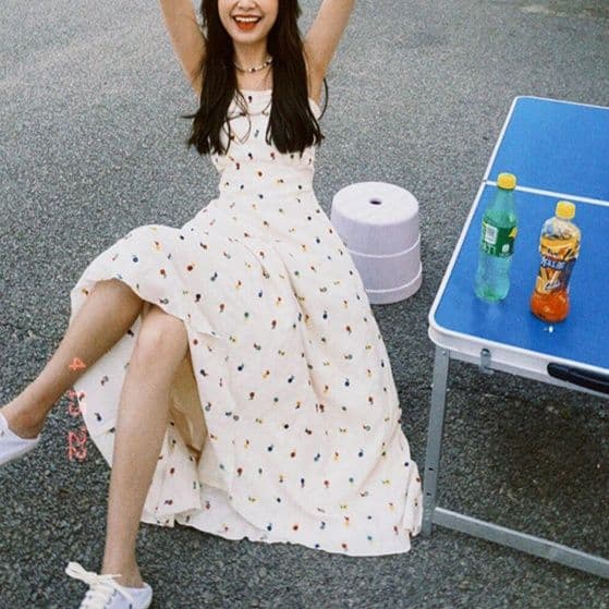 白ワンピース さわやか花柄ミモレワンピース