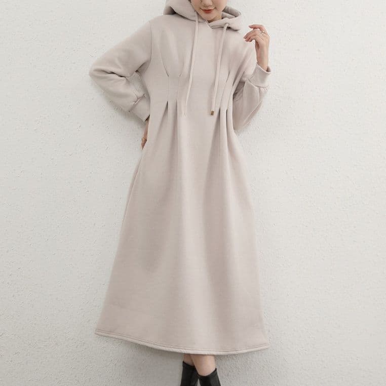白ワンピース ゆったりシルエットパーカーワンピース
