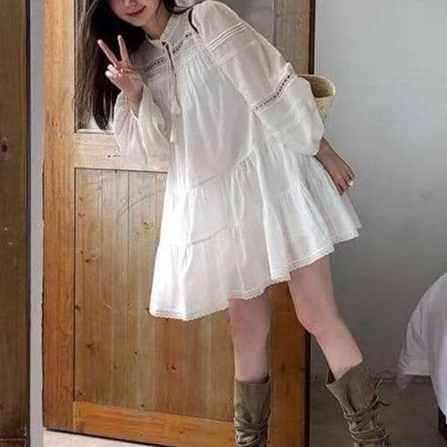 白ワンピース ふんわりティアードワンピース