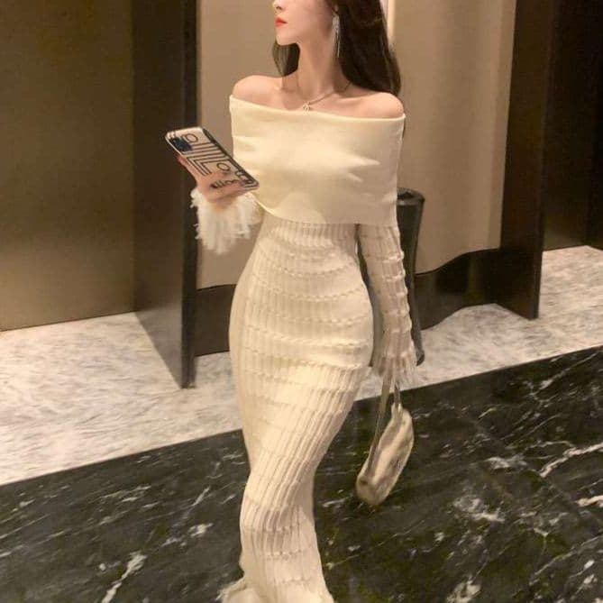 白ワンピース オフショルダーニットワンピース