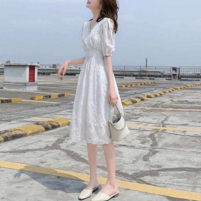 白ワンピース レース編みパフスリーブワンピース