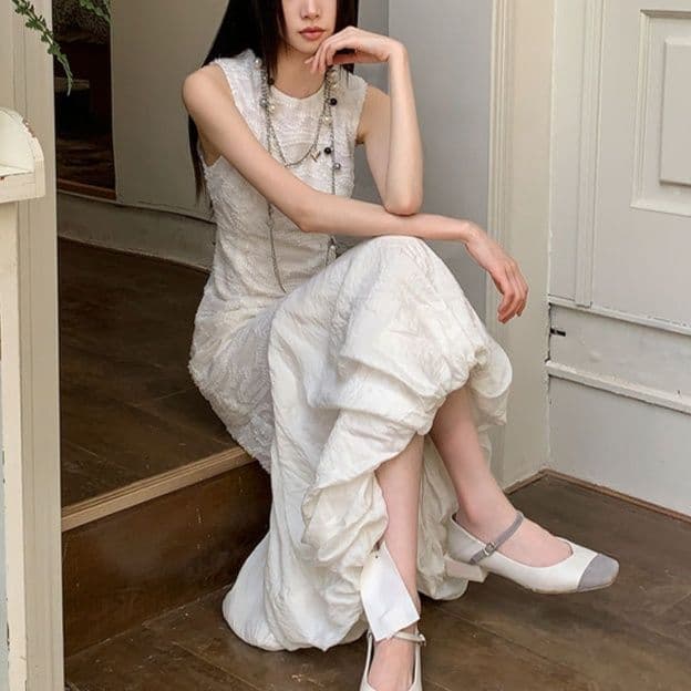 白ワンピース マーメイドシルエット バルーン裾ワンピース