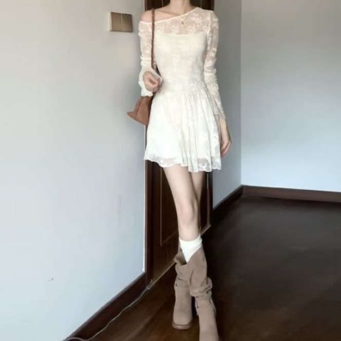 白ワンピース レース編み姫袖ふんわりミニワンピース