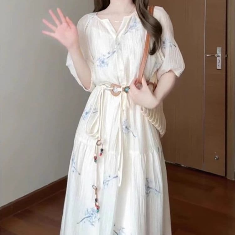 白ワンピース 花柄刺繍入り ふんわり袖レースワンピース