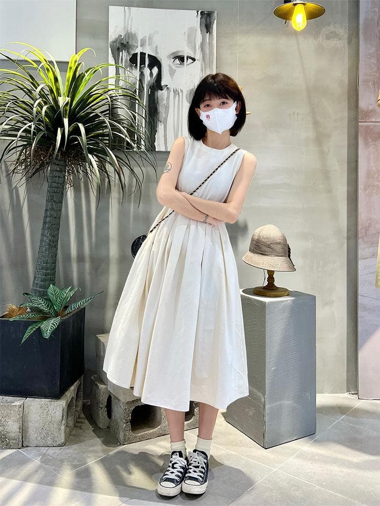白ワンピース シンプルプリーツミモレワンピース