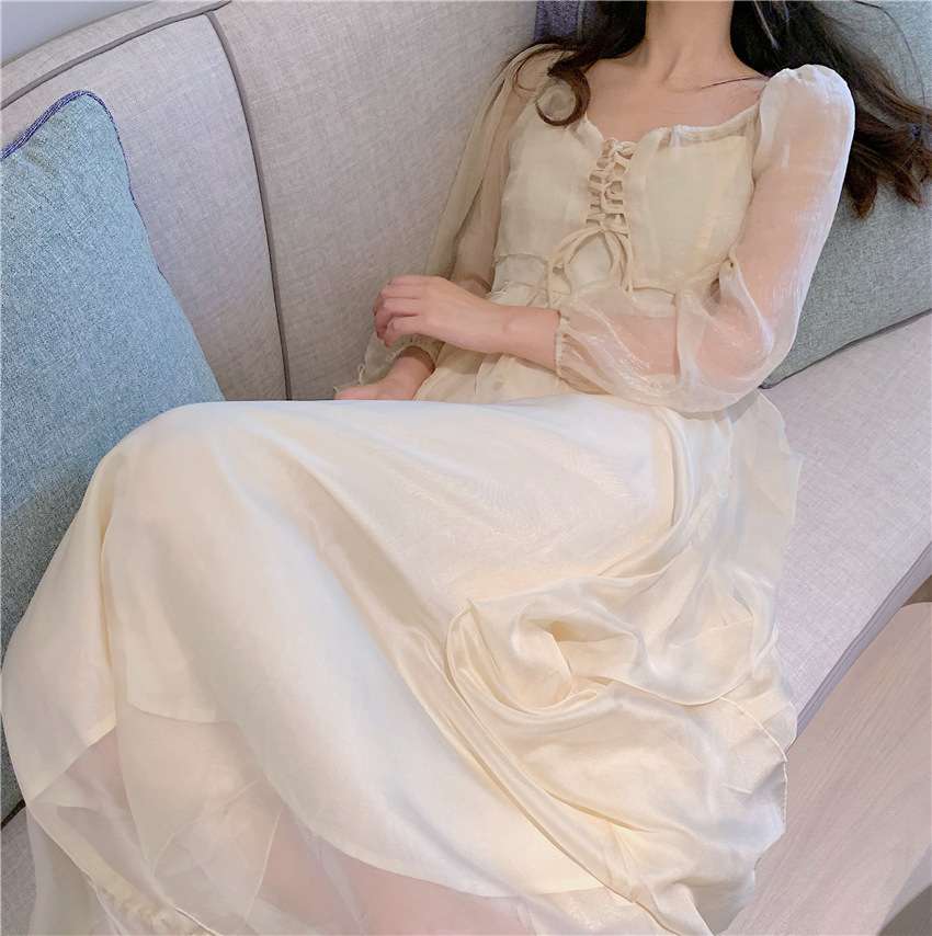 白ワンピース フリルティアードロングドレス