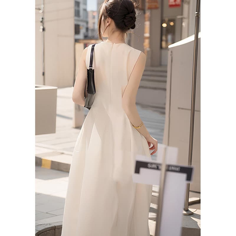 白ワンピース シンプルミモレ丈プリーツワンピース