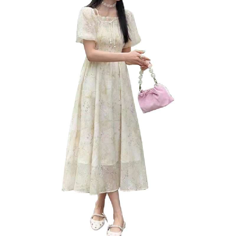 白ワンピース 花園の妖精ワンピース